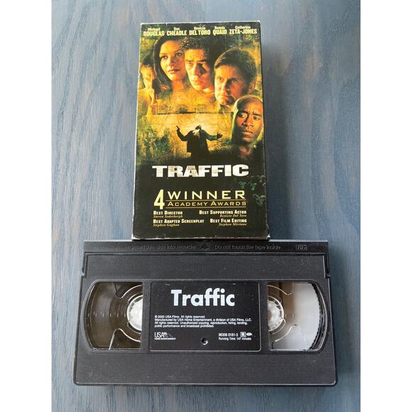 Traffic Benicio Del Toro Thriller Movie Vintage 2001 VHS Tape Pre-Loved - Picture 3 of 4